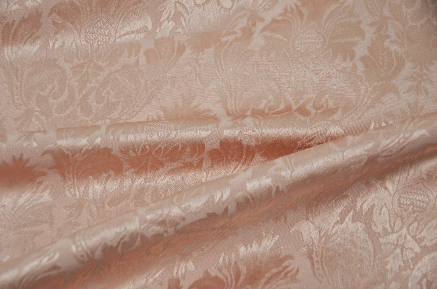 Vintage Damask Brocade Table Runners | Cotton Look Damask Table Runners | White Ivory Blush | 100% Polyester |