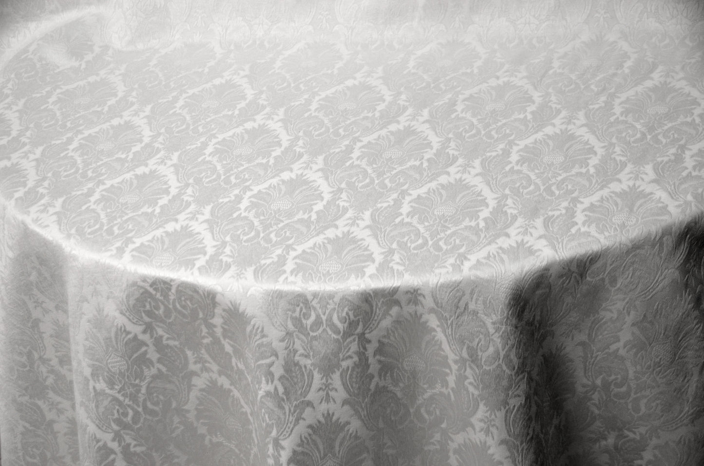 Vintage Damask Brocade Tablecloth | Cotton Look Damask Table Linens | White Ivory Blush | 100% Polyester |