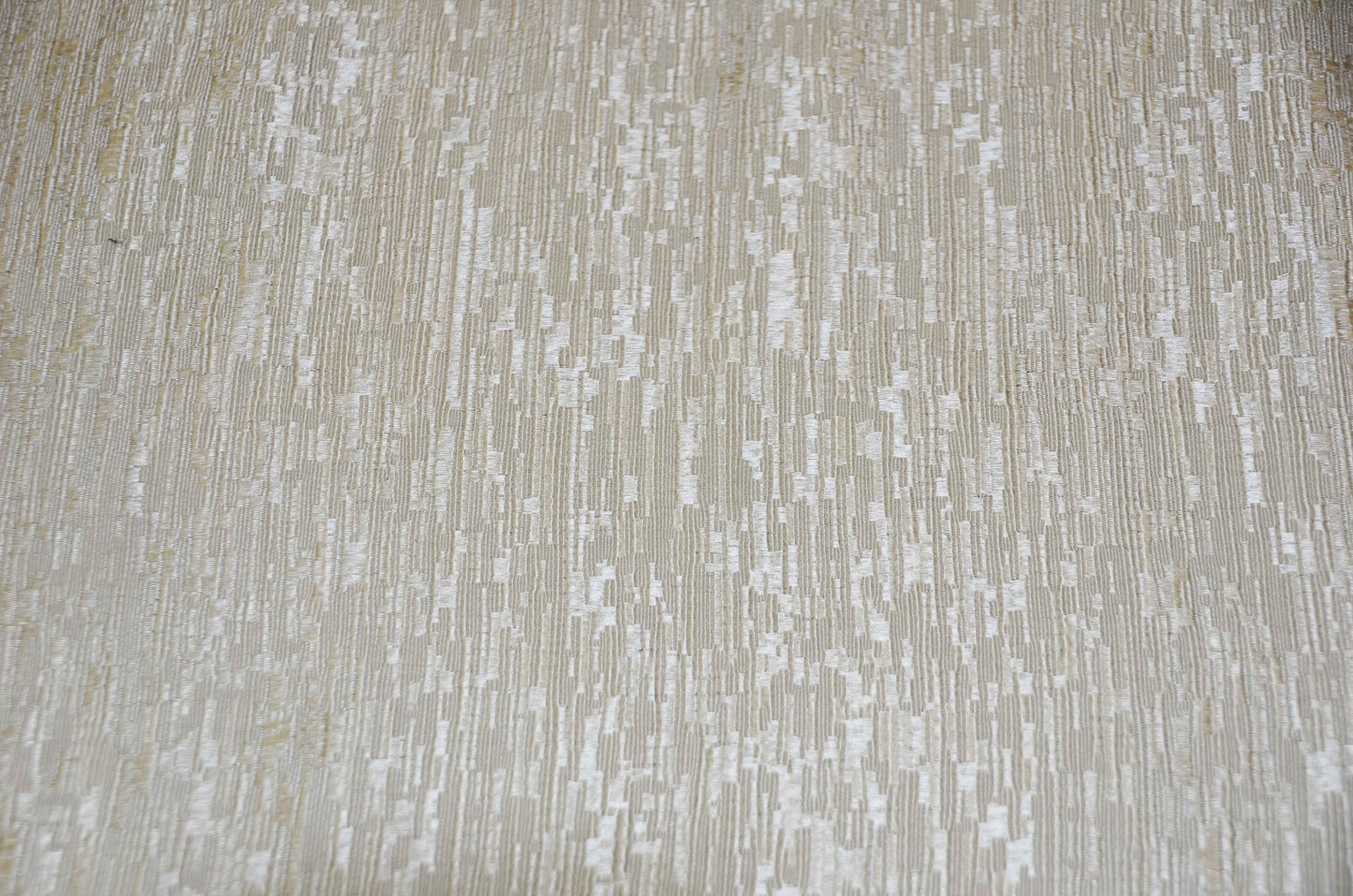 Luxury Jacquard Table Linens | Luxury Brocade Tablecloths | Multiple Colors |
