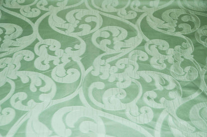 Victorian Damask Tablecloths | Classic Jacquard Table Linens | 100% Polyester |