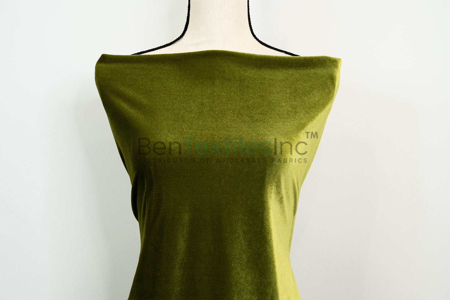 Stretch Velvet Tablecloths | Soft and Smooth Spandex Velvet Table Linens | Multiple Colors |
