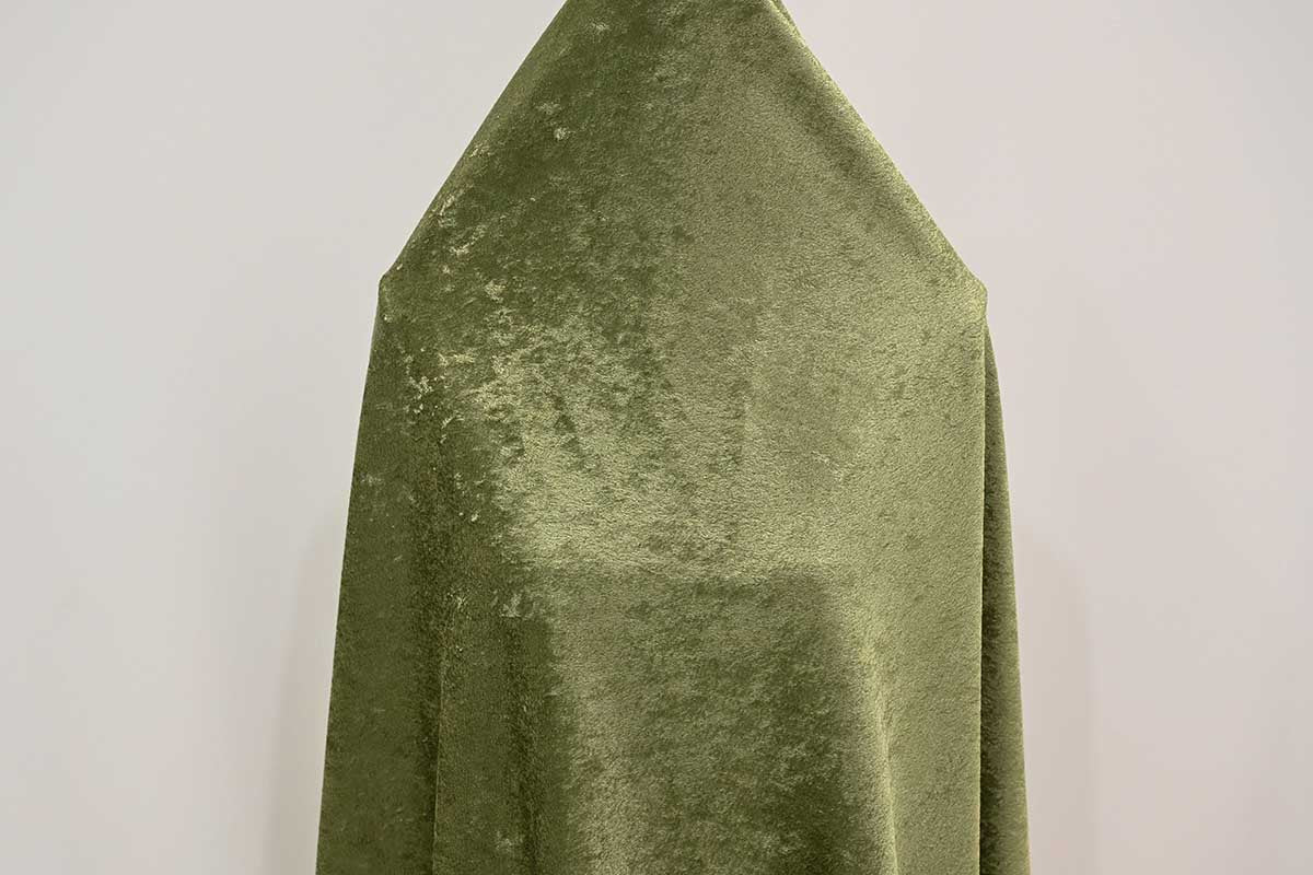 IFR Panne Velvet Table Linens & Crush Velour Tablecloths