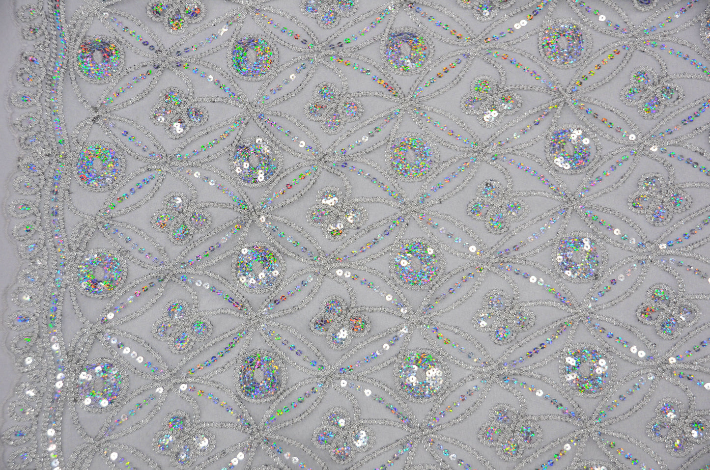 Coco Star Embroidery Table Overlays | Metallic Coco Star Embroidery Table Overlays in Gold and Silver |