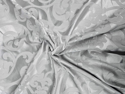 Victorian Damask Tablecloths | Classic Jacquard Table Linens | 100% Polyester |