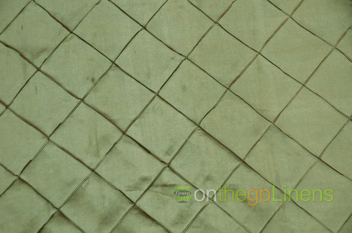 Pintuck 4x4 Table Linens | Diamond Taffeta Tablecloths – OnTheGoLinens