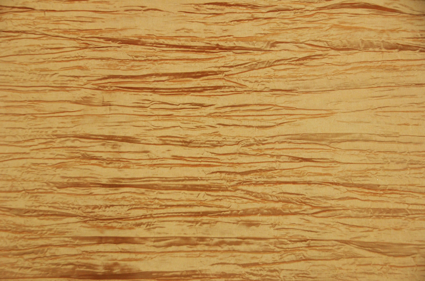 Crease Taffeta Gold