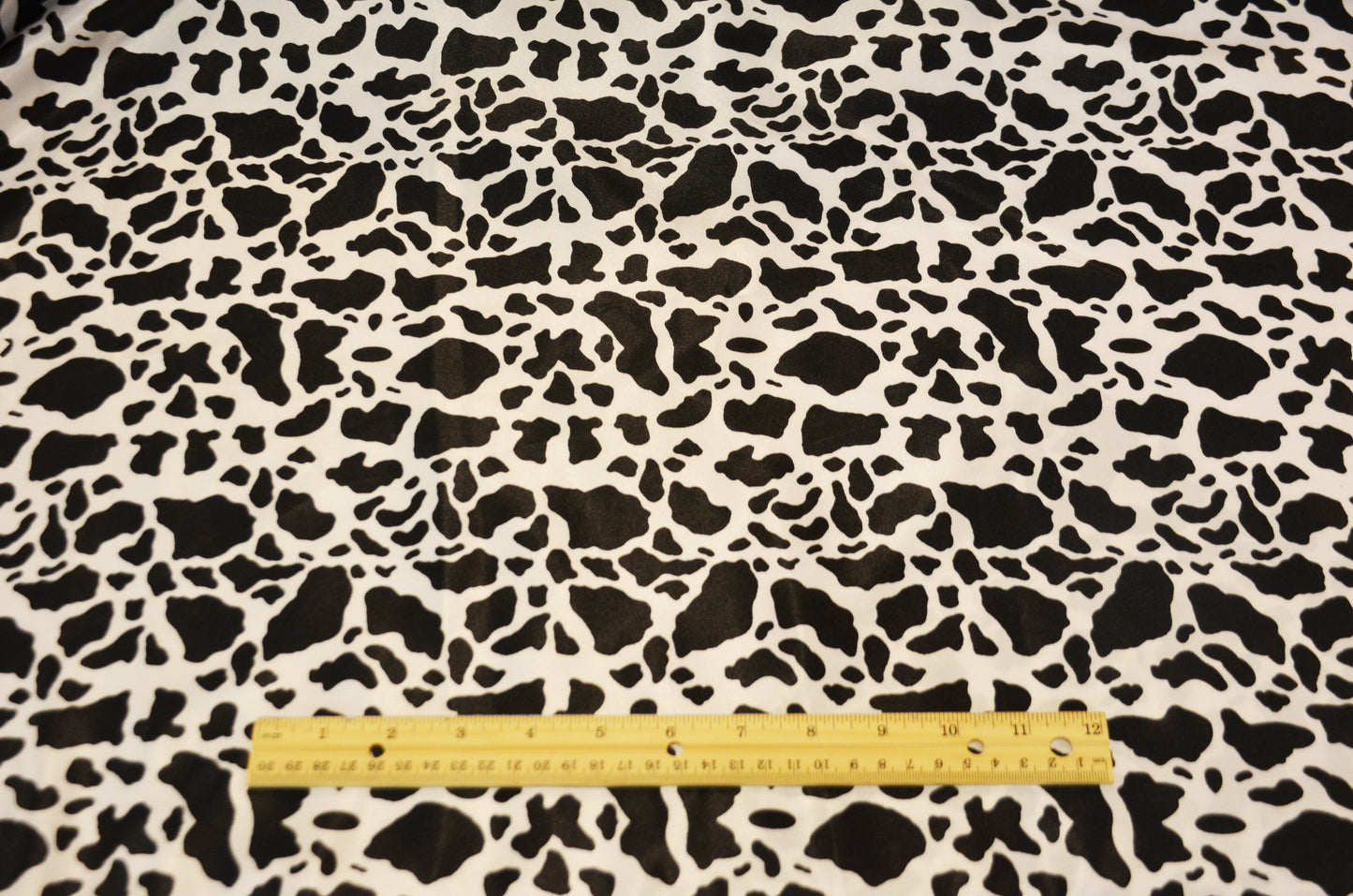 Calf Charmeuse Satin Table Runners | Two Colors | Satin Print |