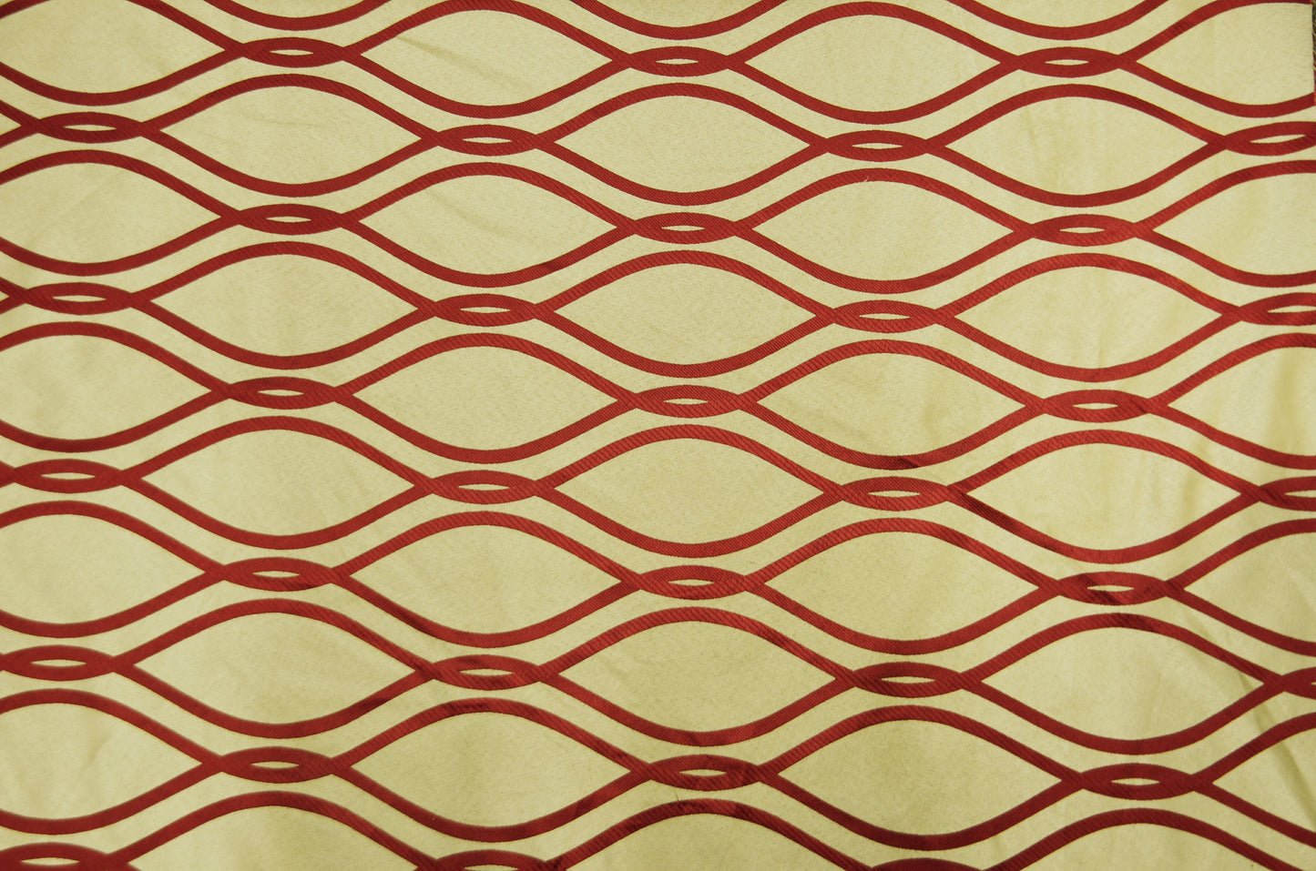 Reversible Elliptical Brocade Table Linen | Geometric Jacquard Tablecloth| Multiple Colors |