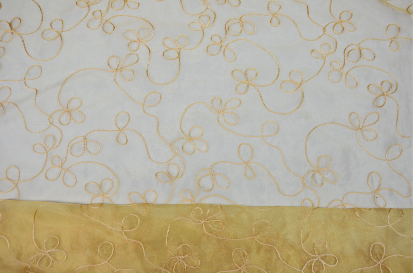 Fantasia Sheer Gold